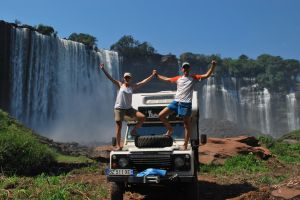 Ver, Oír y Viajar: la vuelta al mundo solidaria de esta pareja valenciana