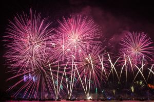 10 Nocheviejas insólitas por el mundo