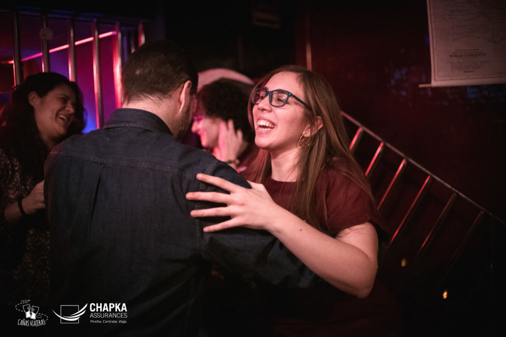 Alba Luna bailando en las Cañas Viajeras