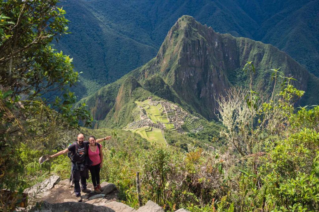 pareja en Machu Picchu Perú