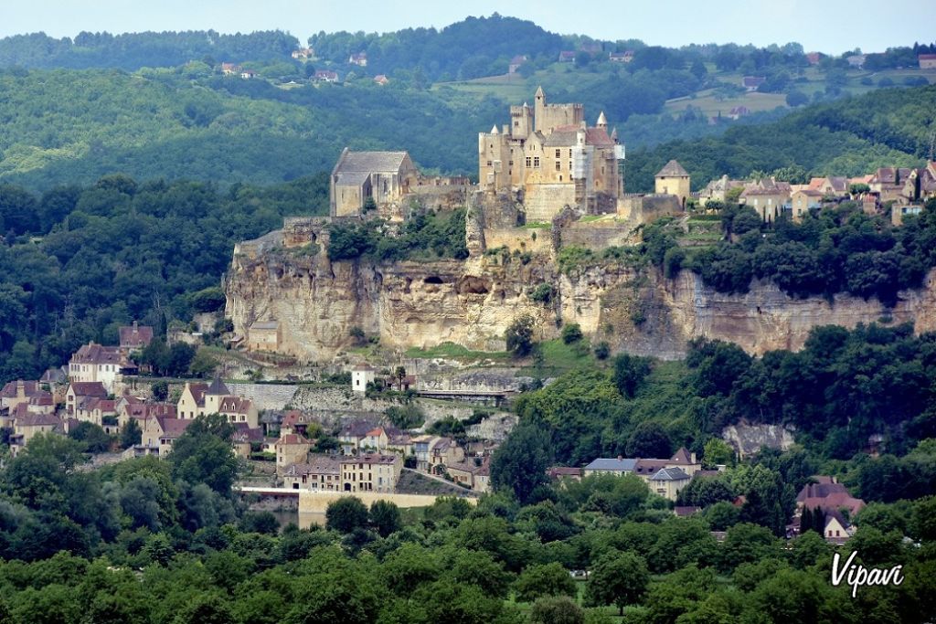 Castillo y naturaleza en el Périgord - Vipavi