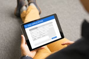 Diferencias entre eTA y e-Visa (visado electrónico)