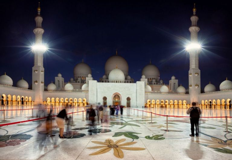 ¿Es seguro viajar a Emiratos Árabes Unidos? – Consejos, visado y seguro de viaje