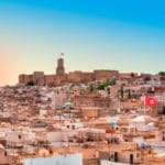 ¿Es seguro viajar a Túnez? – Consejos y seguro de viaje en 2025