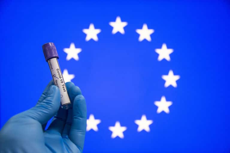 ¿La Tarjeta Sanitaria Europea cubre el test PCR?