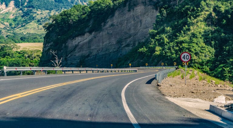 Todo lo que debes saber sobre el alquiler de un coche en Colombia