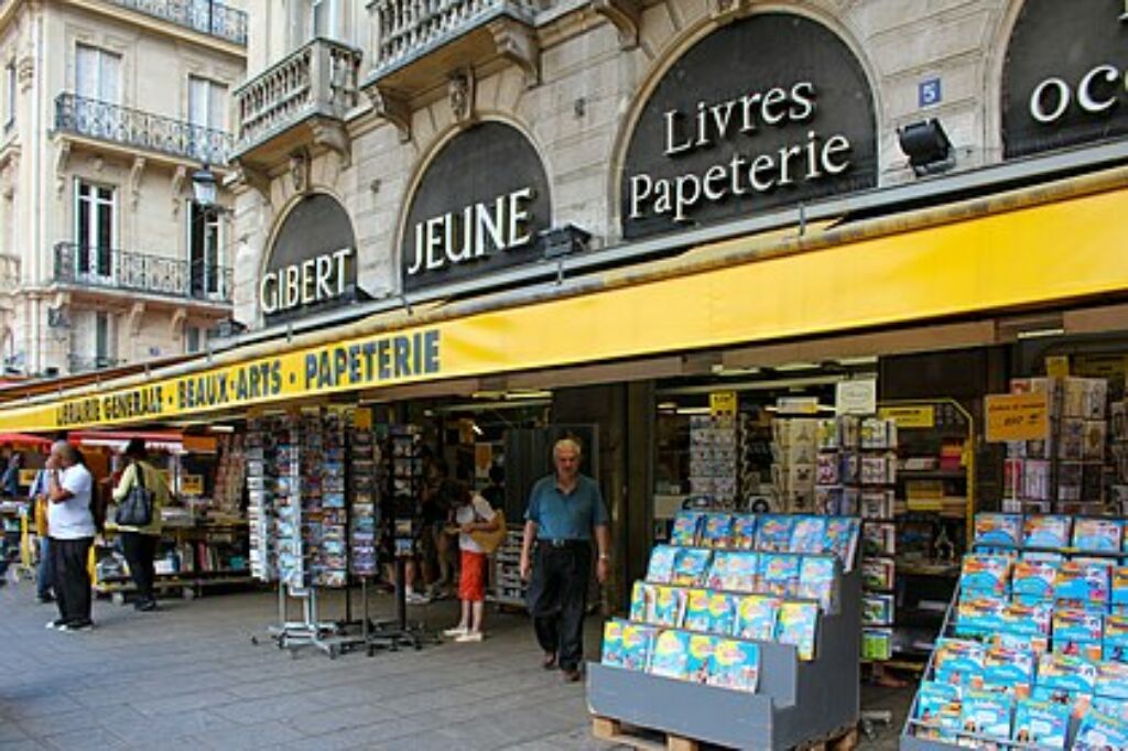 librería Gilbert Jaune, famosa en Paris. Actividades culturales que hacer en París