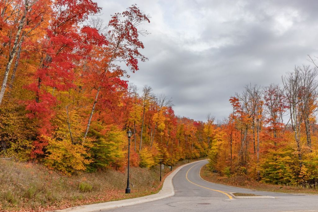 los colores de otoño del Mont Tremblant en Canadá