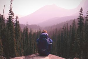 ¿Viajar con mochila o maleta? ¿Qué es mejor?