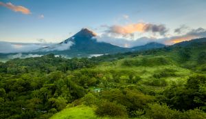 Vivir en Costa Rica: guía completa para expatriados y nómadas digitales
