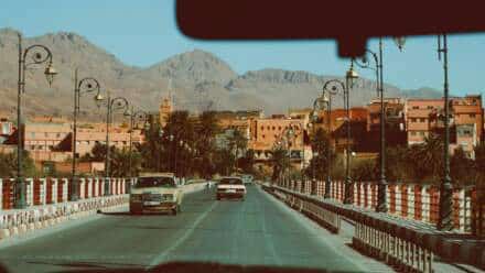 Conducir por Marruecos: consejos, normas y rutas para viajar en coche